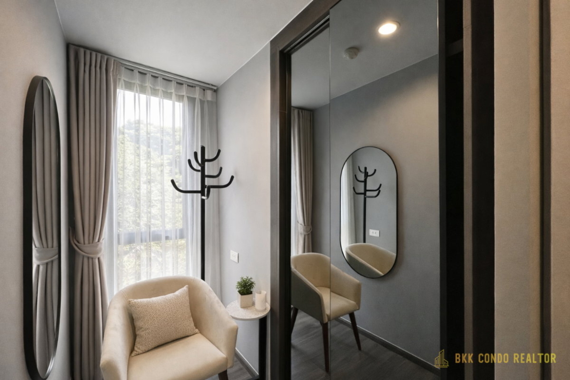 1-Bedroom Condo for Rent at IDEO Mobi Sukhumvit 40 (34.55 sqm) — Ekkamai BTS