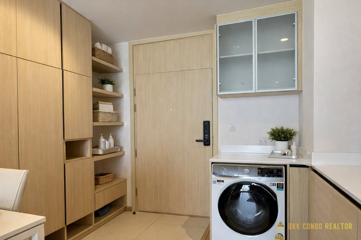 2-Bedroom Condo for Rent at MARU Ekkamai 2 (60 sqm) — Ekkamai BTS