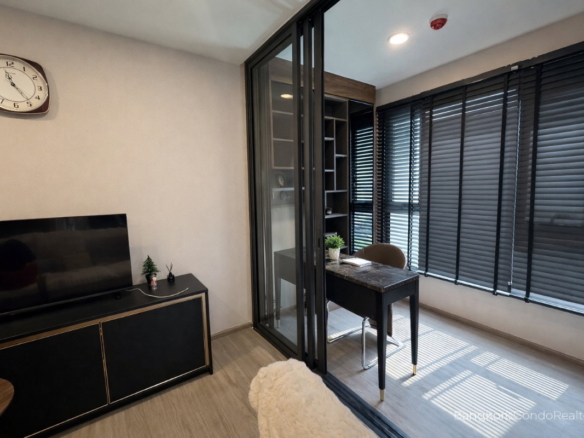 1-Bedroom Plus Condo for Rent at Aspire Sukhumvit – Rama 4 (35 sqm) — Phra Khanong BTS