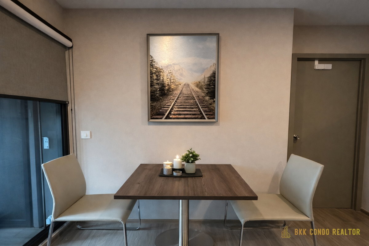 1-Bedroom Plus Condo for Rent at Aspire Sukhumvit – Rama 4 (35 sqm) — Phra Khanong BTS
