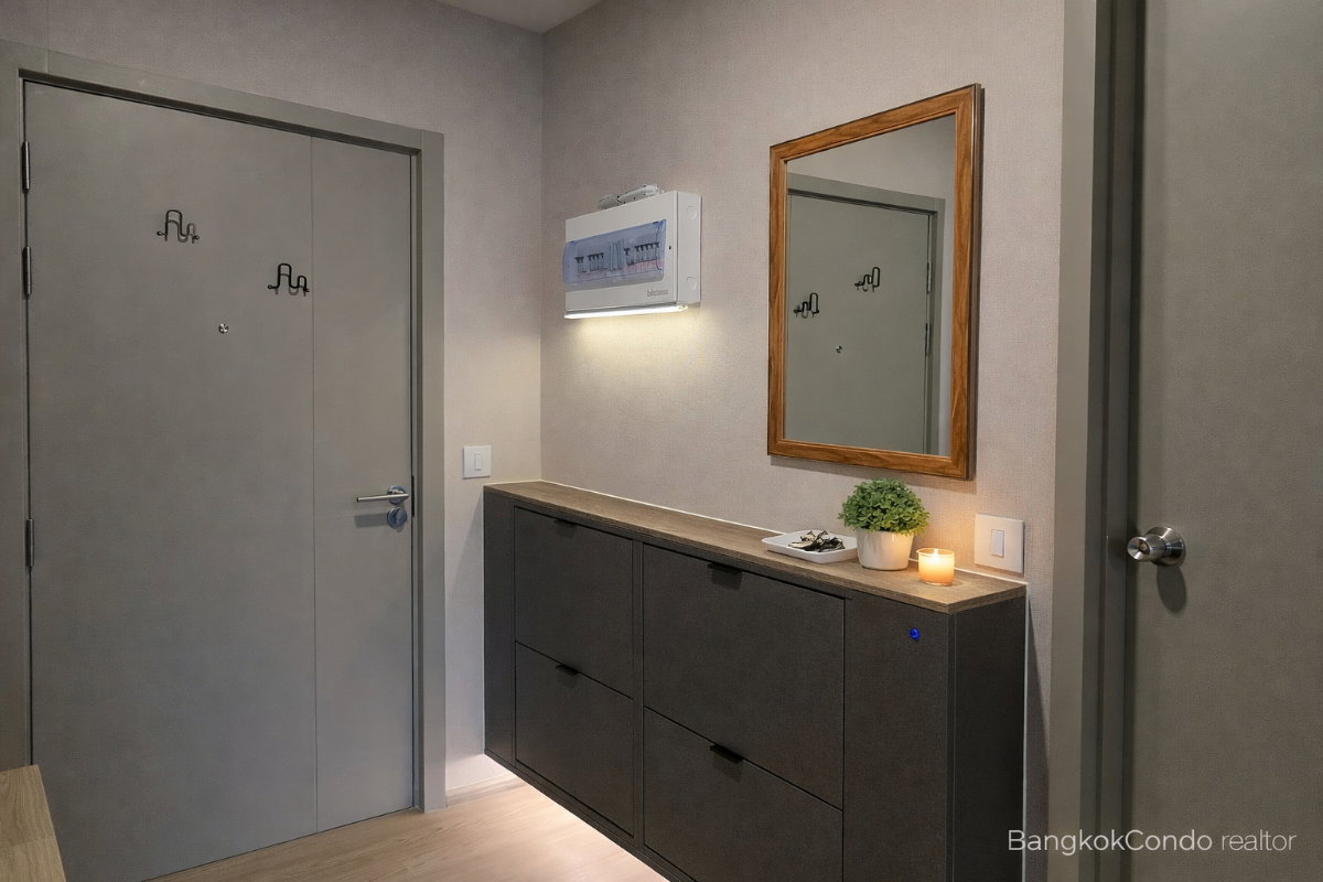 1-Bedroom Plus Condo for Rent at Aspire Sukhumvit – Rama 4 (35 sqm) — Phra Khanong BTS