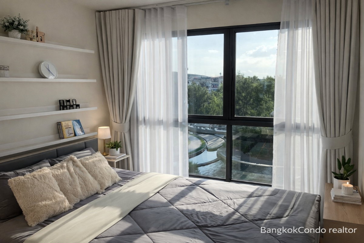 1-Bedroom Condo for Rent at Ideo O2 (33 sqm) — Bang Na BTS