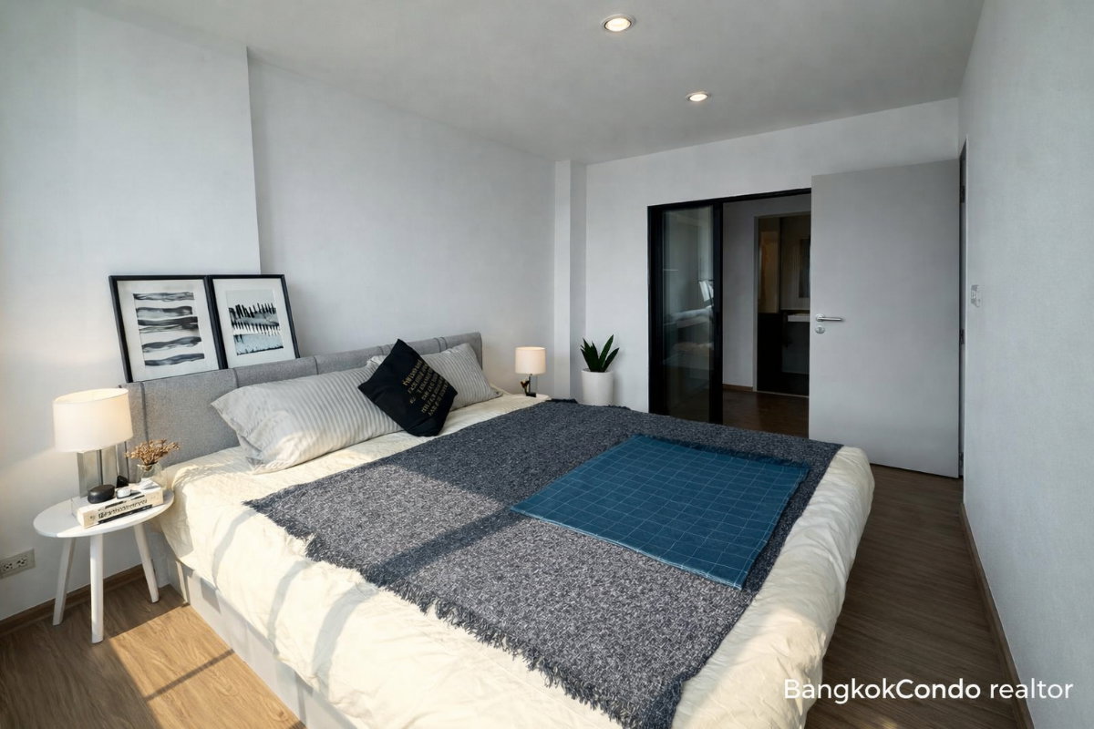 2-Bedroom Condo for Rent at Niche Mono Rama 9 (56 sqm) — Rama 9 MRT