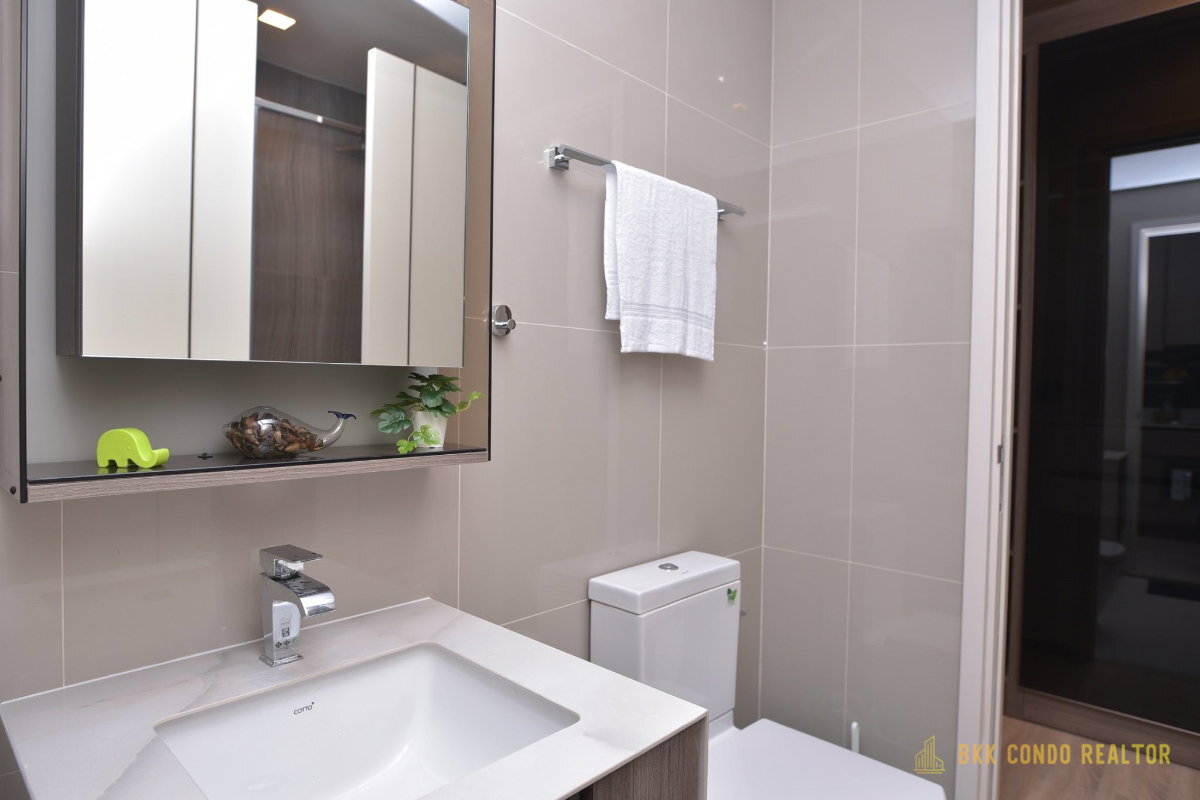 1-Bedroom Condo for Rent at THE LINE Phahon – Pradipat (34.5 sqm) — Victory Monument BTS