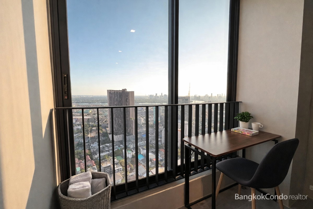 1-Bedroom Condo for Rent at IDEO Q Sukhumvit 36 (29 sqm) — Thonglor BTS