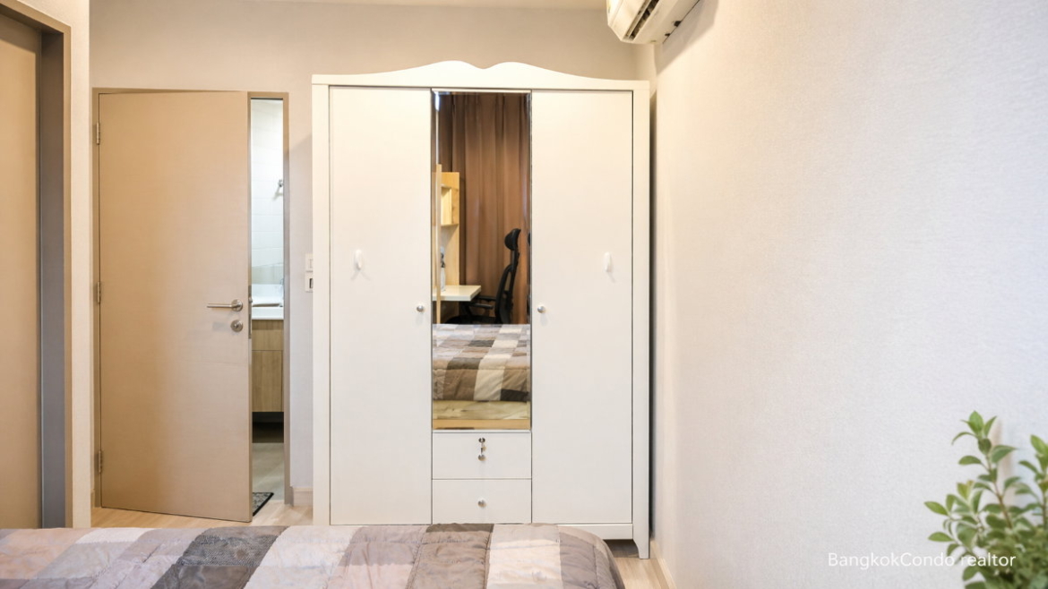 1-Bedroom Condo for Rent at IDEO Mobi Sukhumvit 81 (30 sqm) — On Nut BTS