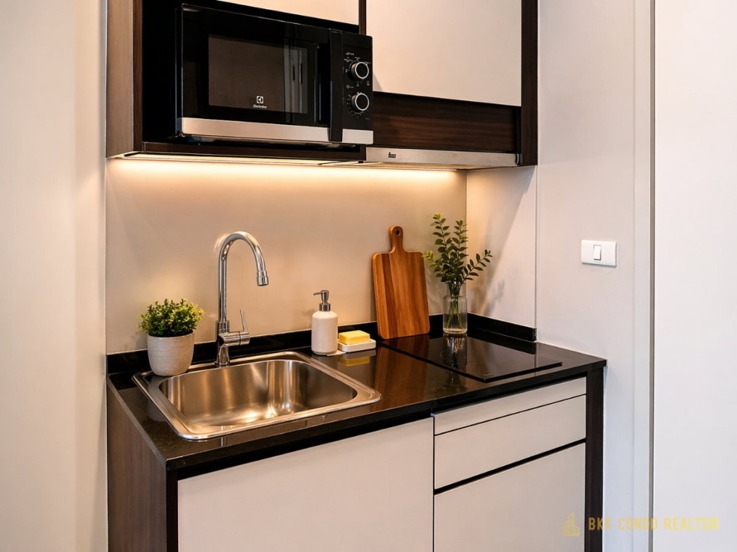 1-Bedroom Condo for Rent at The Capital Ekamai – Thonglor (30 sqm) — Ekkamai BTS