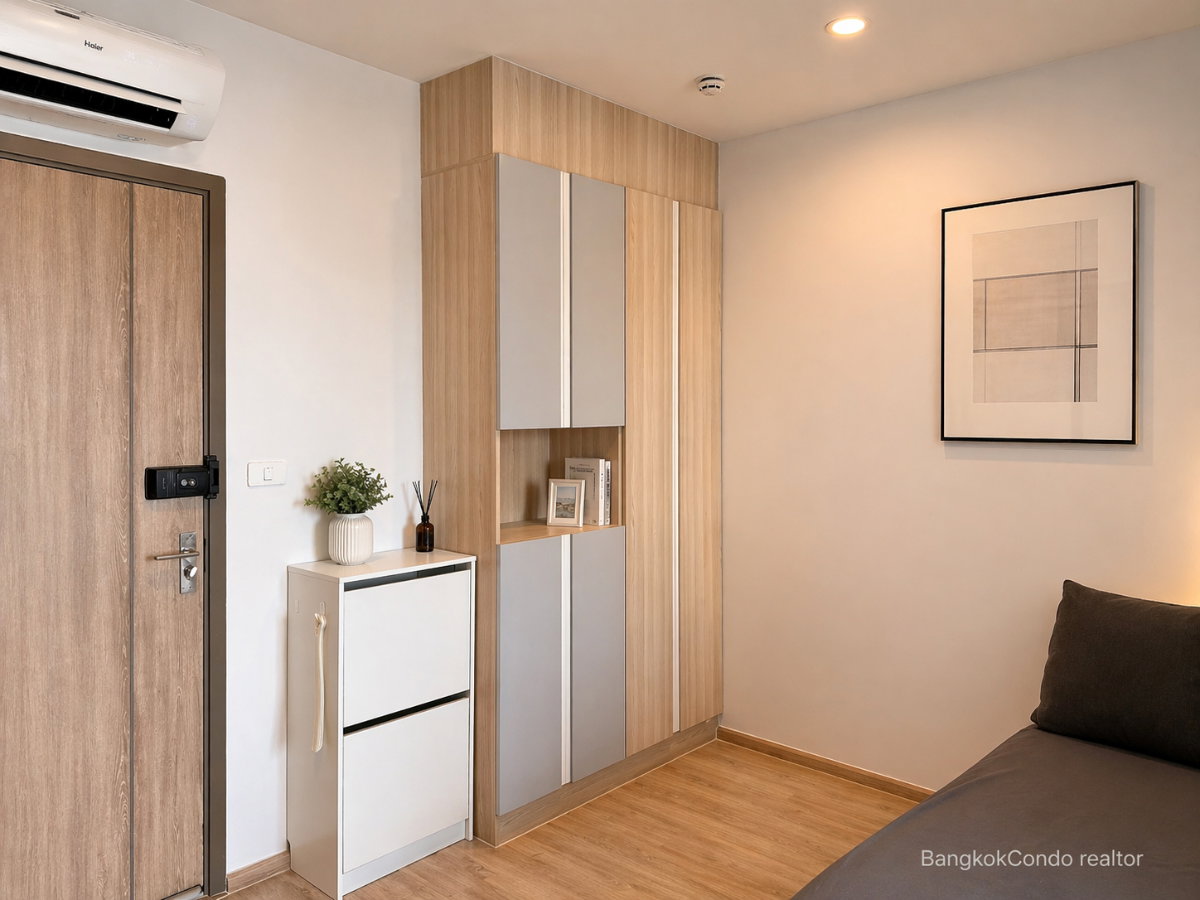 1-Bedroom Condo for Rent at Ideo O2 (33 sqm) — Bangna BTS