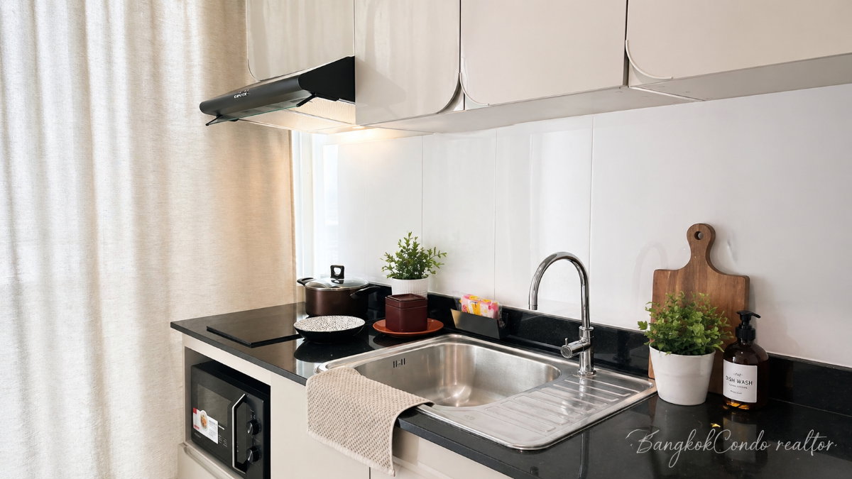 1-Bedroom Condo for Rent at Aspire Sukhumvit 48 (38.8 sqm) — On Nut BTS