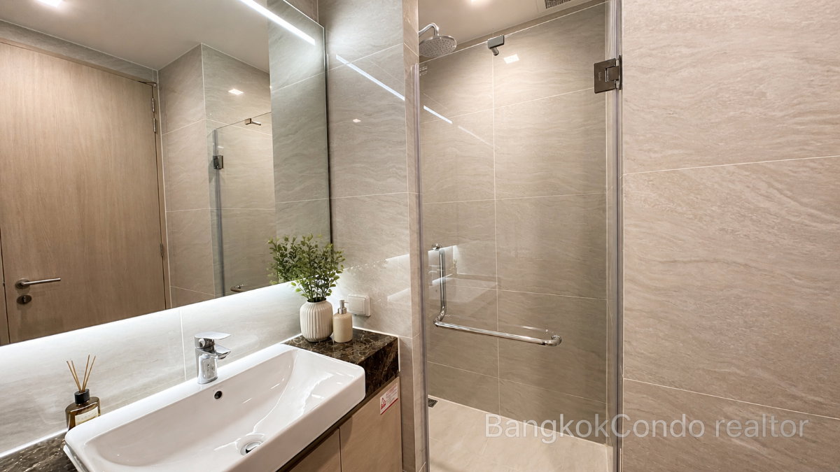 2-Bedroom Condo for Rent at Noble State 39 (60 sqm) — Phrom Phong BTS