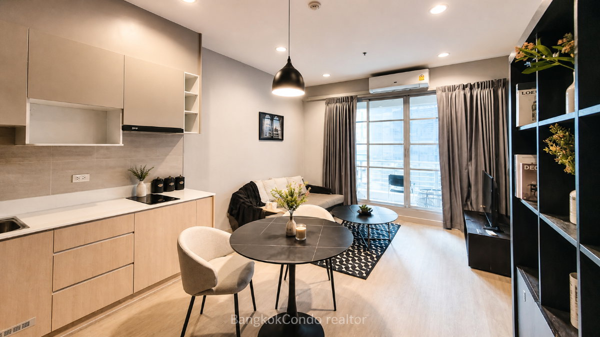 2-Bedroom Condo for Rent at Baan Klang Krung Siam – Pathumwan (67 sqm) — Siam BTS