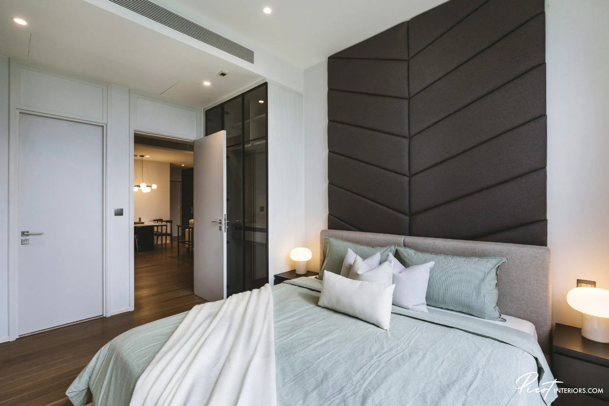 2-Bedroom Condo for Rent at Muniq Langsuan (78 sqm) — Chidlom BTS