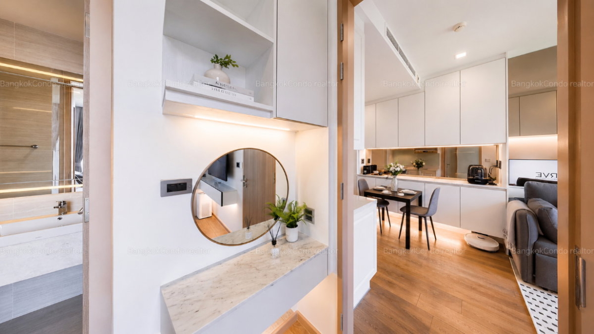 1-Bedroom Condo for Rent at Noble BE 33 (34.33 sqm) — Phrom Phong BTS