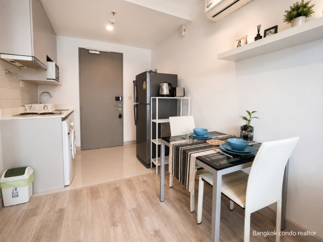 1-Bedroom Condo for Rent at IDEO Mobi Sukhumvit 81 (31 sqm) — On Nut BTS