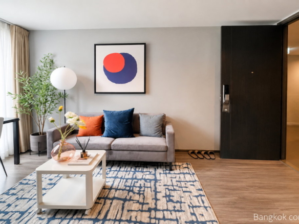1-Bedroom Condo for Rent at Ideo Mobi Sukhumvit 40 (35 sqm) — Ekkamai BTS