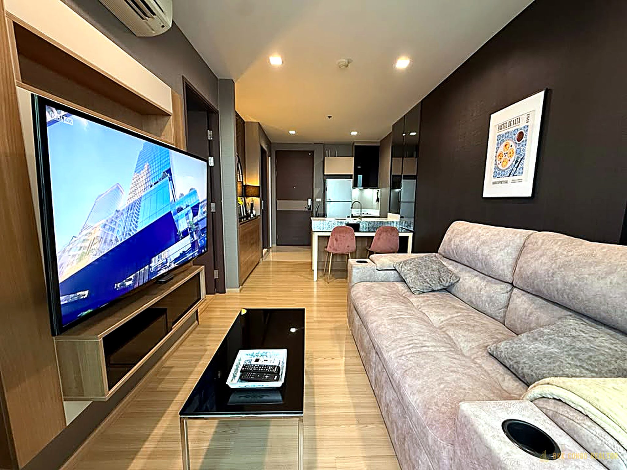 1-Bedroom Condo for Rent at Rhythm Sathorn 21 (45 sqm) — Saphan Taksin BTS