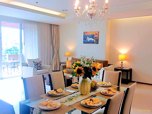 3-Bedroom Condo for Rent at Piyathip Place Sukhumvit 39 (260 sqm) — Phrom Phong BTS