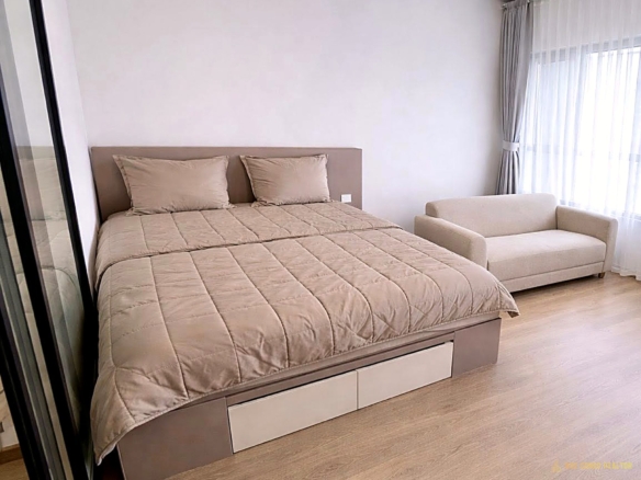 Studio Condo for Rent at Life Rama4 – Asoke (26 sqm) — MRT Queen Sirikit National Convention Centre
