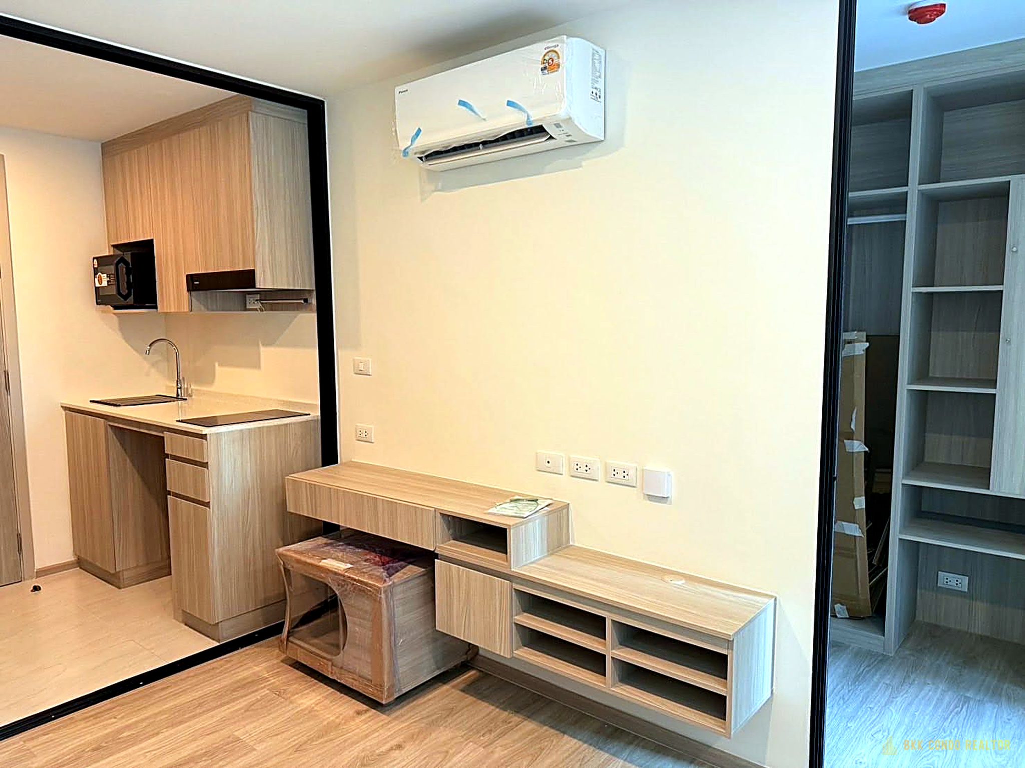 1-Bedroom Condo for Rent at Origin Play Sri-Udom Station (27.29 sqm) — Udom Suk BTS
