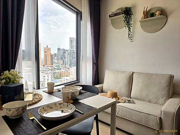 1-Bedroom Condo for Rent at Life Rama4 – Asoke (27 sqm) — MRT Queen Sirikit National Convention Centre