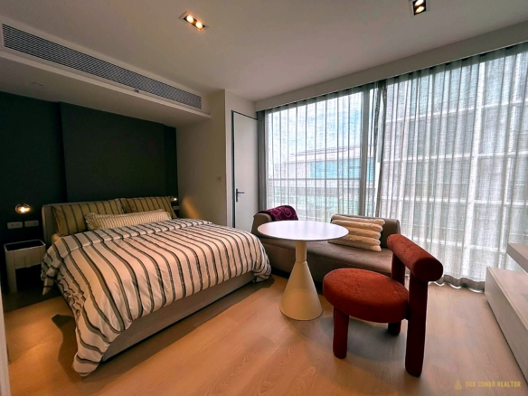 Studio Condo for Rent at Scope Promsri (28.5 sqm) — Phrom Phong BTS