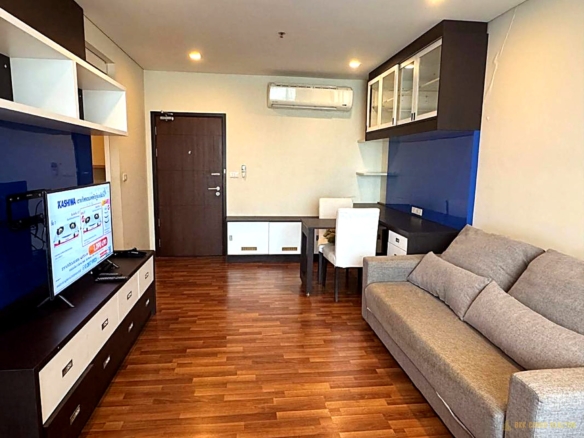 1-Bedroom Condo for Rent at Le Luk Condominium Sukhumvit 69 (33 sqm) — Phra Khanong BTS