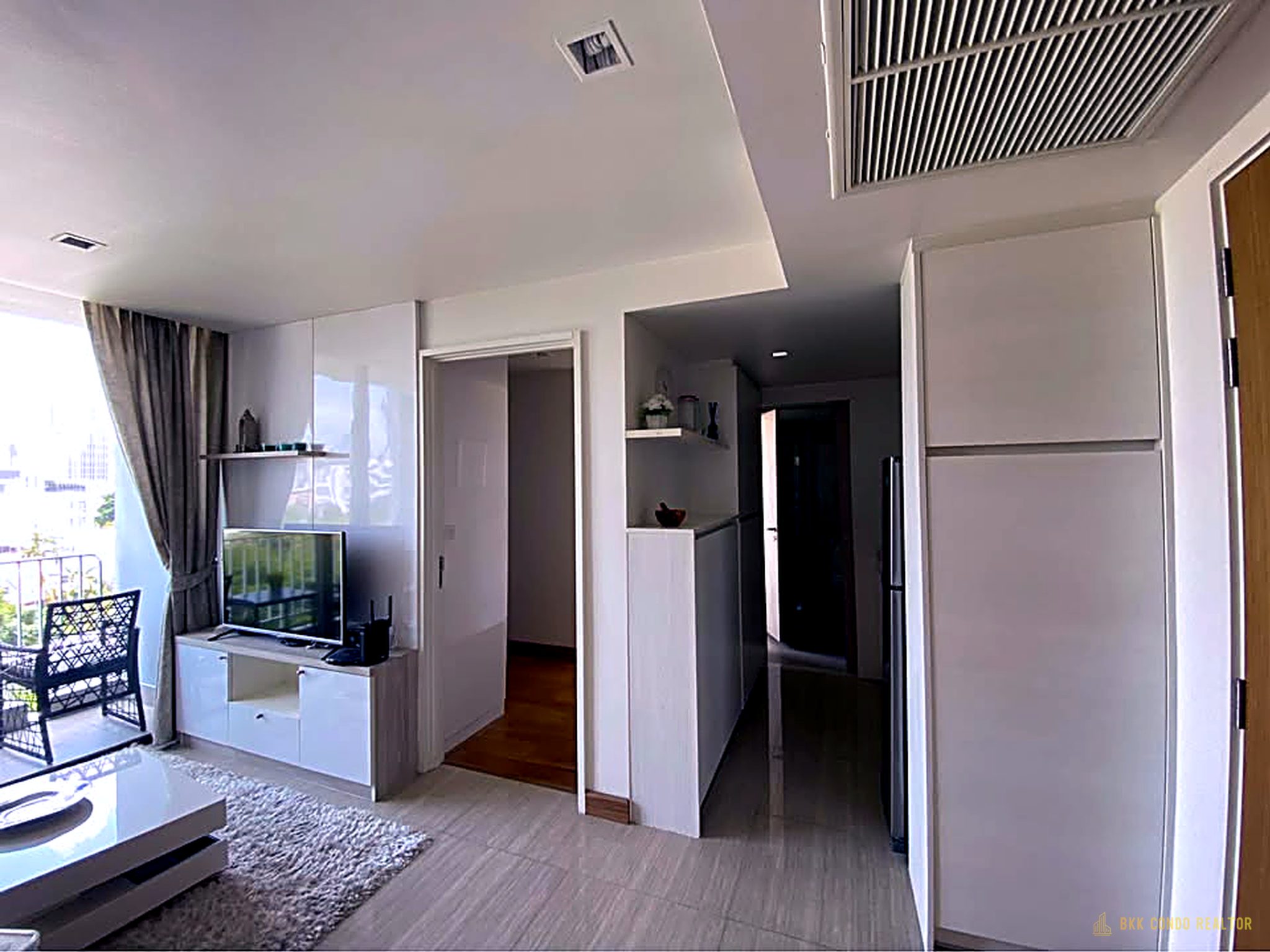 1-Bedroom Condo for Rent at Downtown 49 (44.44 sqm) — Thonglor BTS