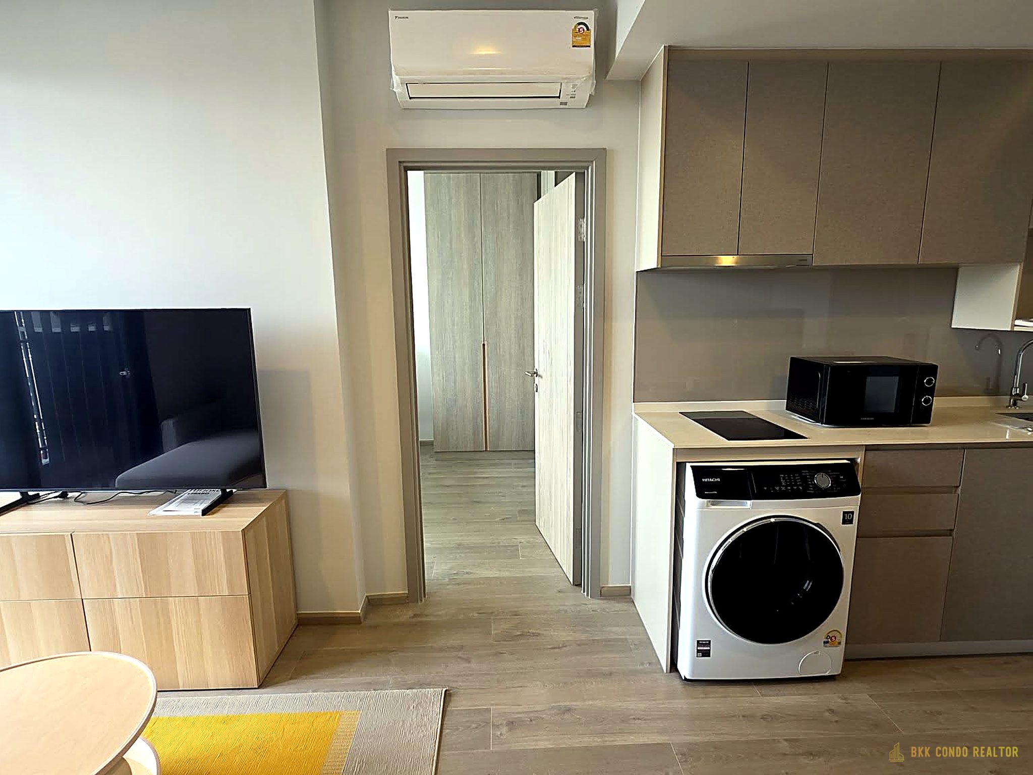 1-Bedroom Condo for Rent at THE CROWN Residences (39 sqm) — Lumphini MRT