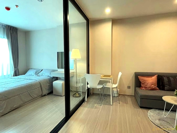 1-Bedroom Condo for Rent at Aspire Erawan Prime (32.5 sqm) — Chang Erawan BTS