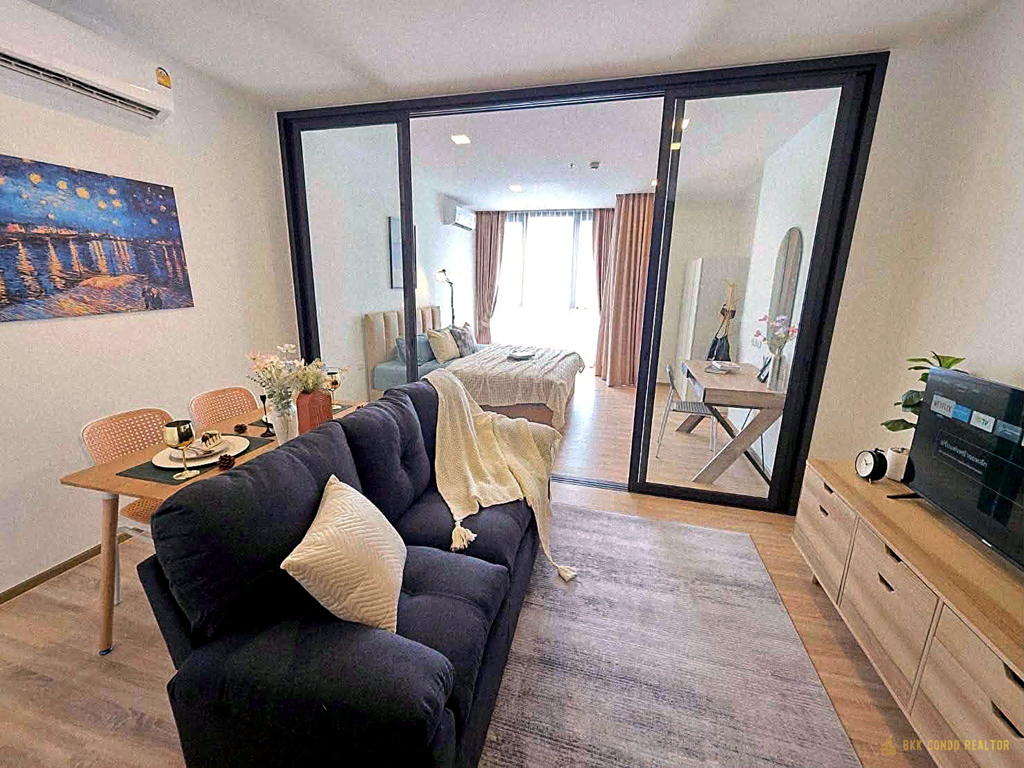 1-Bedroom Condo for Rent at XT Phayathai (42 sqm) — Phaya Thai BTS