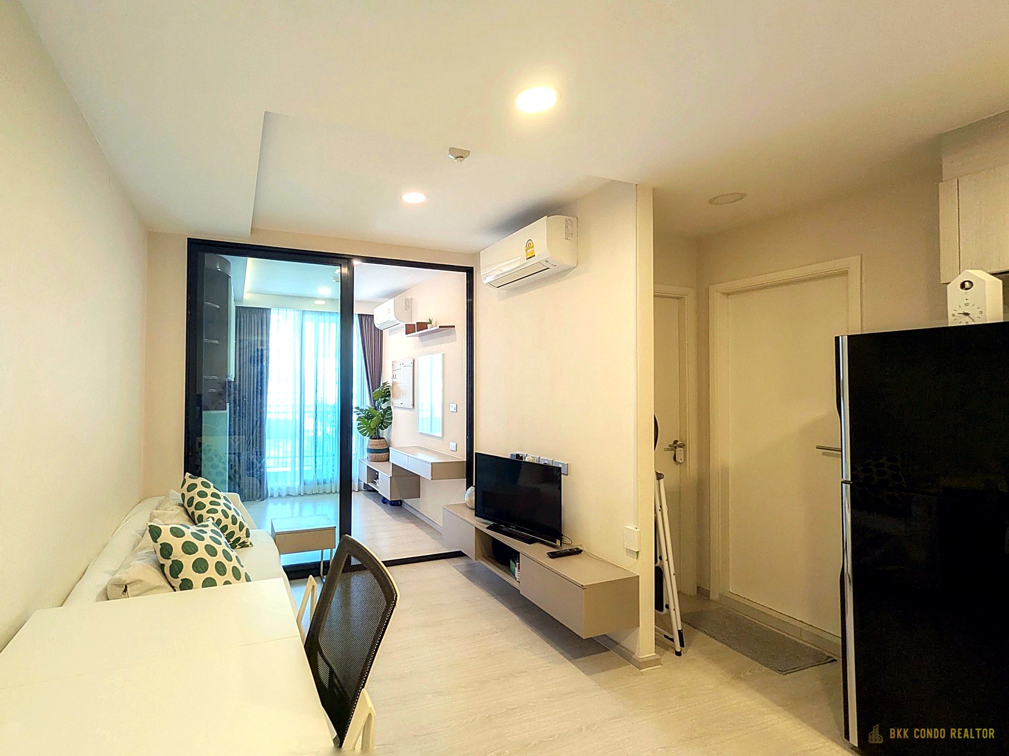 1-Bedroom Condo for Rent at Vtara Sukhumvit 36 (46 sqm) — Thonglor BTS