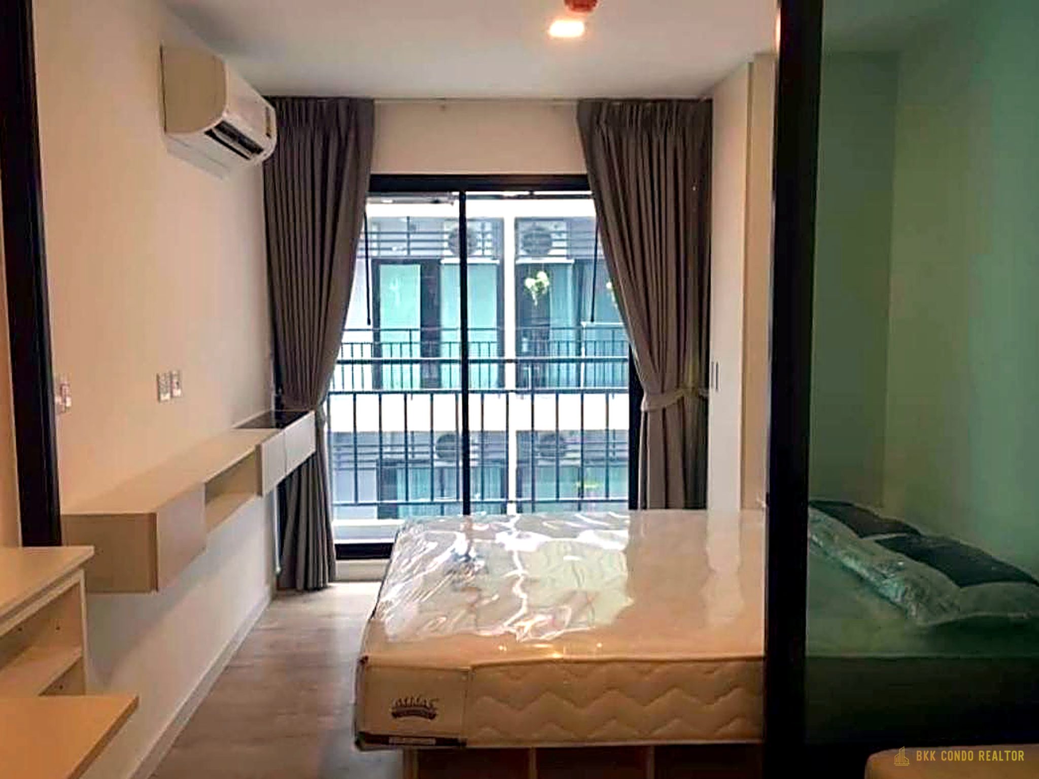 Studio Condo for Rent at Pause Sukhumvit 115 (22 sqm) — Pu Chao BTS