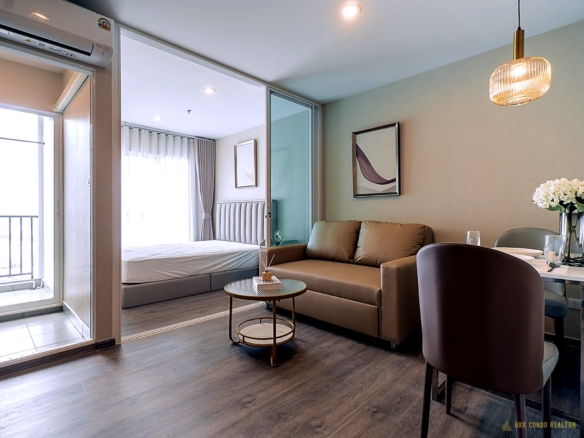 Studio Condo for Rent at Regent Home Bangna (28 sqm) — Bangna BTS
