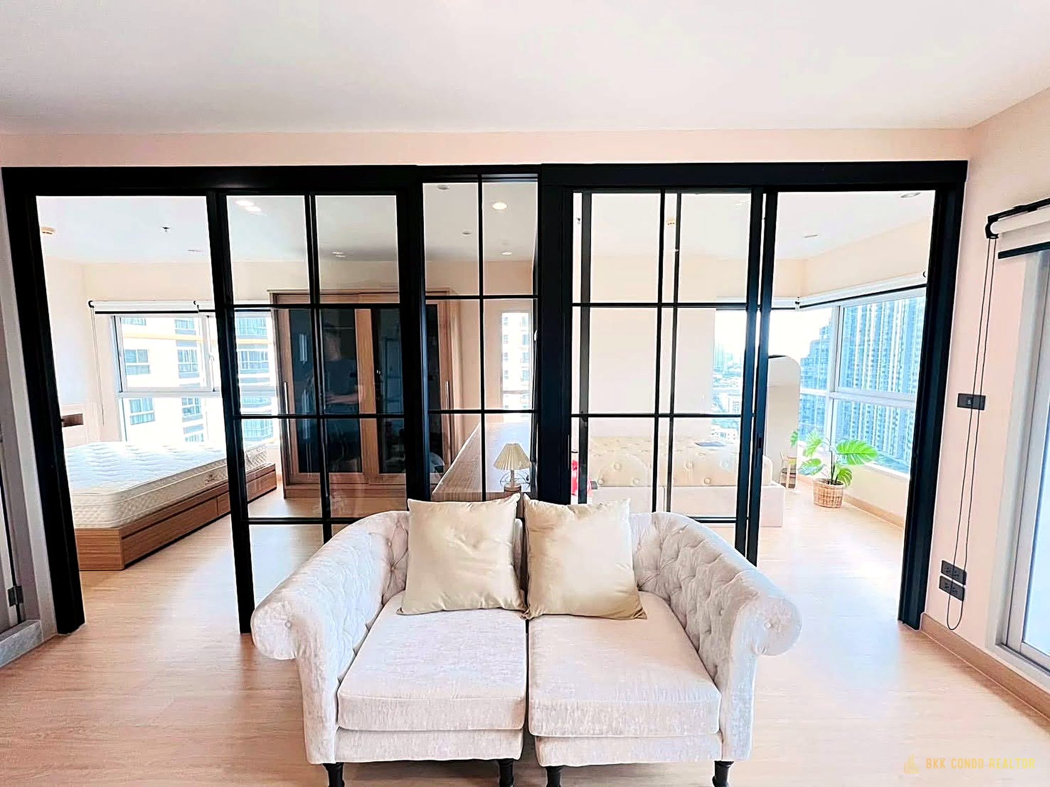 1-Bedroom Condo for Rent at The Parkland Taksin – Thapra (50 sqm) — BTS Talat Phlu