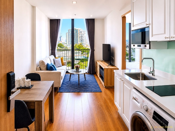 1-Bedroom Condo for Rent at Noble BE33 (34 sqm) — Phrom Phong BTS