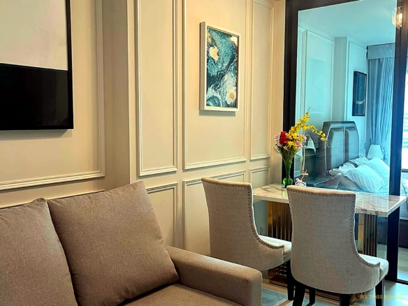 1-Bedroom Condo for Rent at Life One Wireless (35 sqm) — Ploenchit BTS
