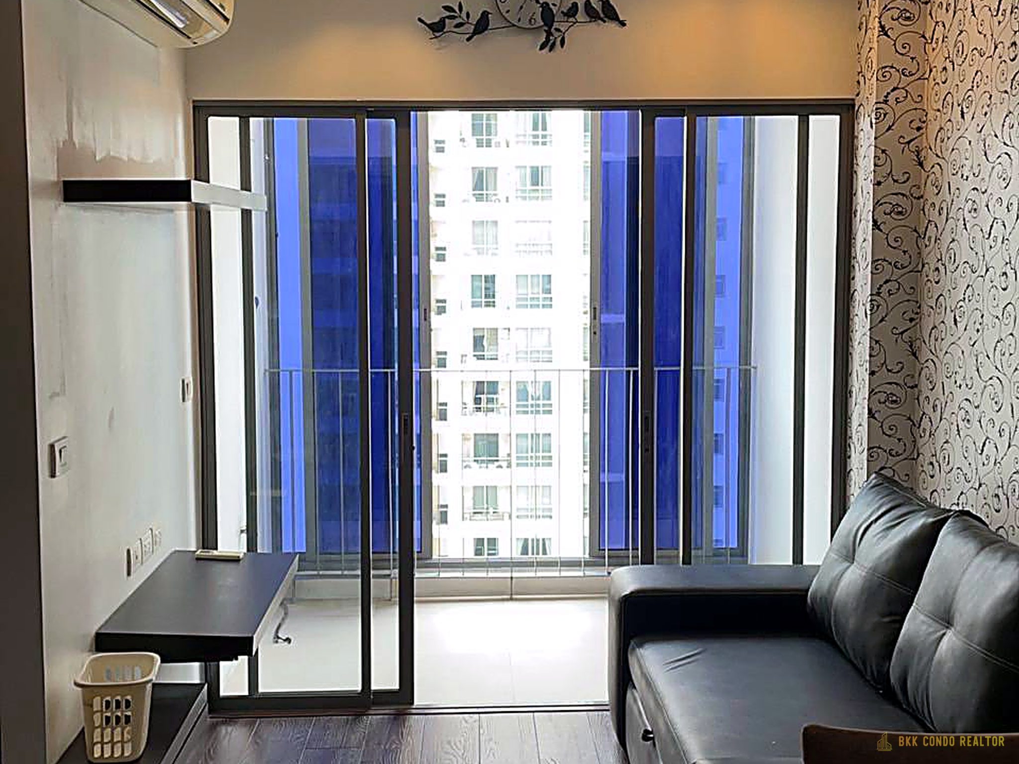 1-Bedroom Condo for Rent at IDEO Q Phayathai (50 sqm) — Phaya Thai BTS